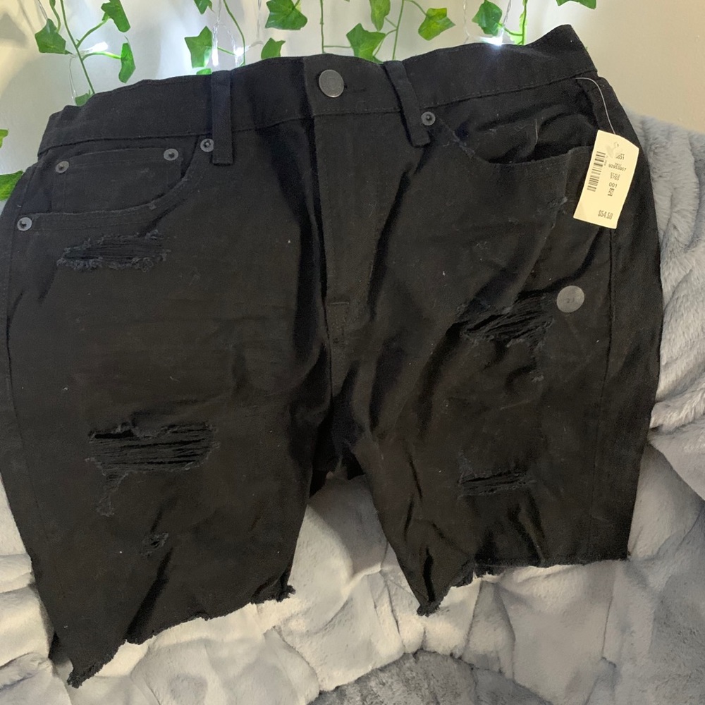 Black Distressed Slim Cut-Offs